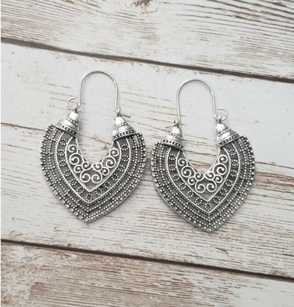 Pretty & Ornate Silver Tone Boho Dangle Earrings - Brand New